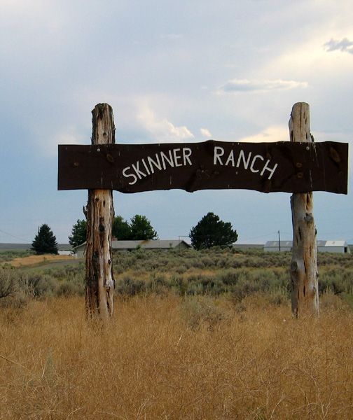 skinnerranchsign